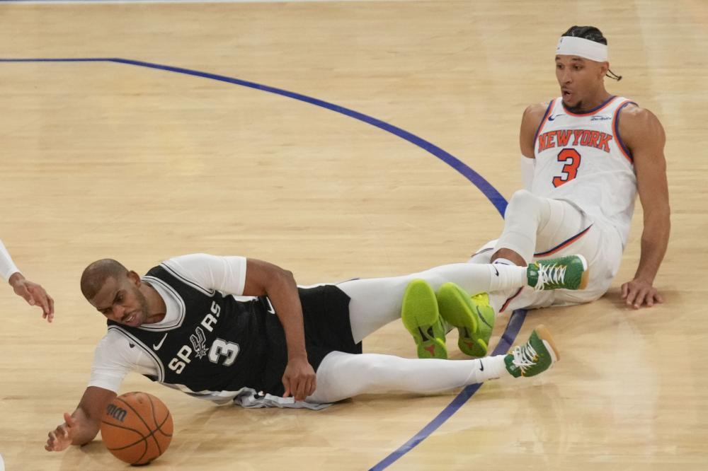 带有明显 带有明显